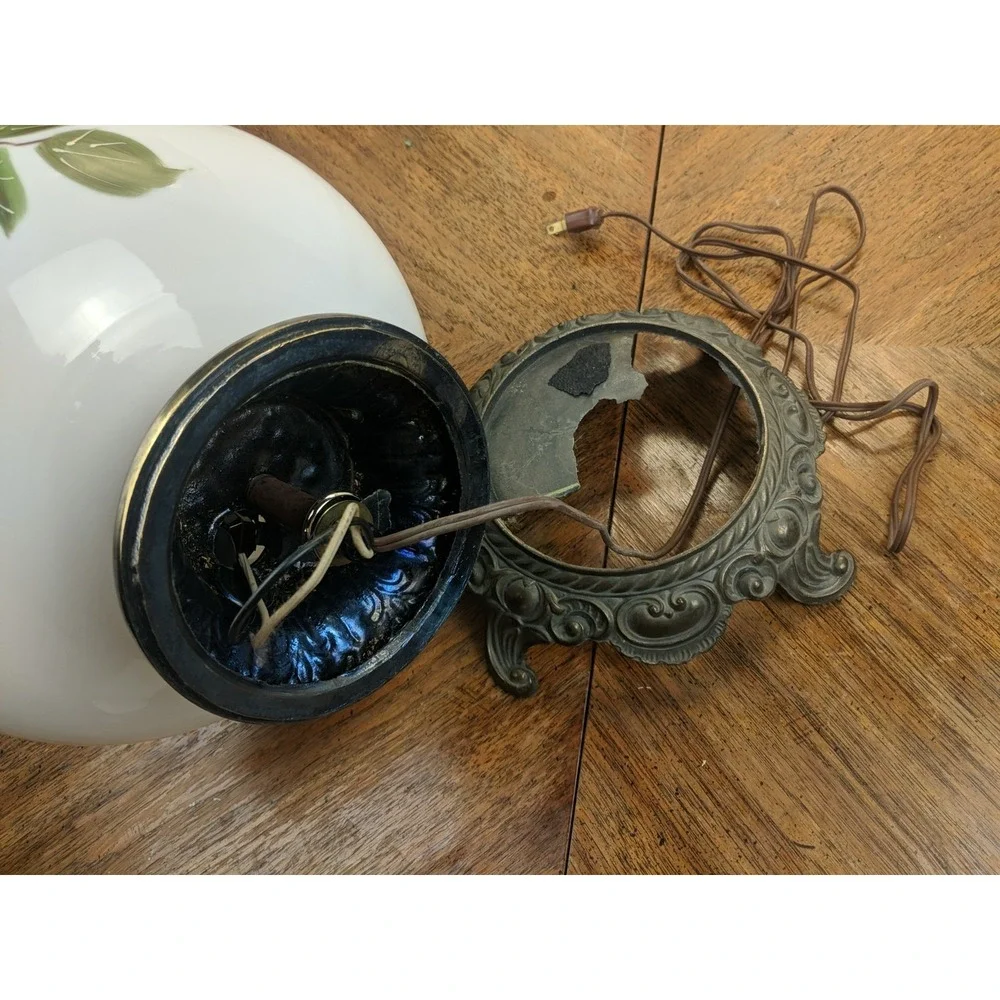 Antique Victorian Art Nouveau Gone With the Wind Hand Painted Peony Floral Lamp